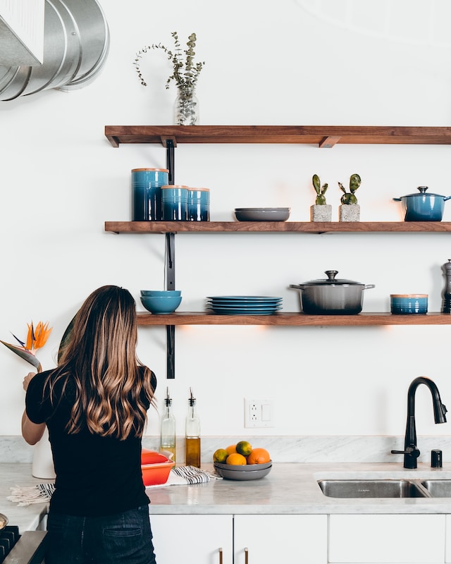 organizing kitchen